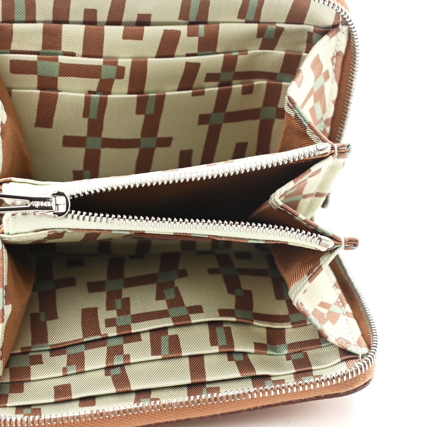 Epsom Silk'in Compact Wallet Gold