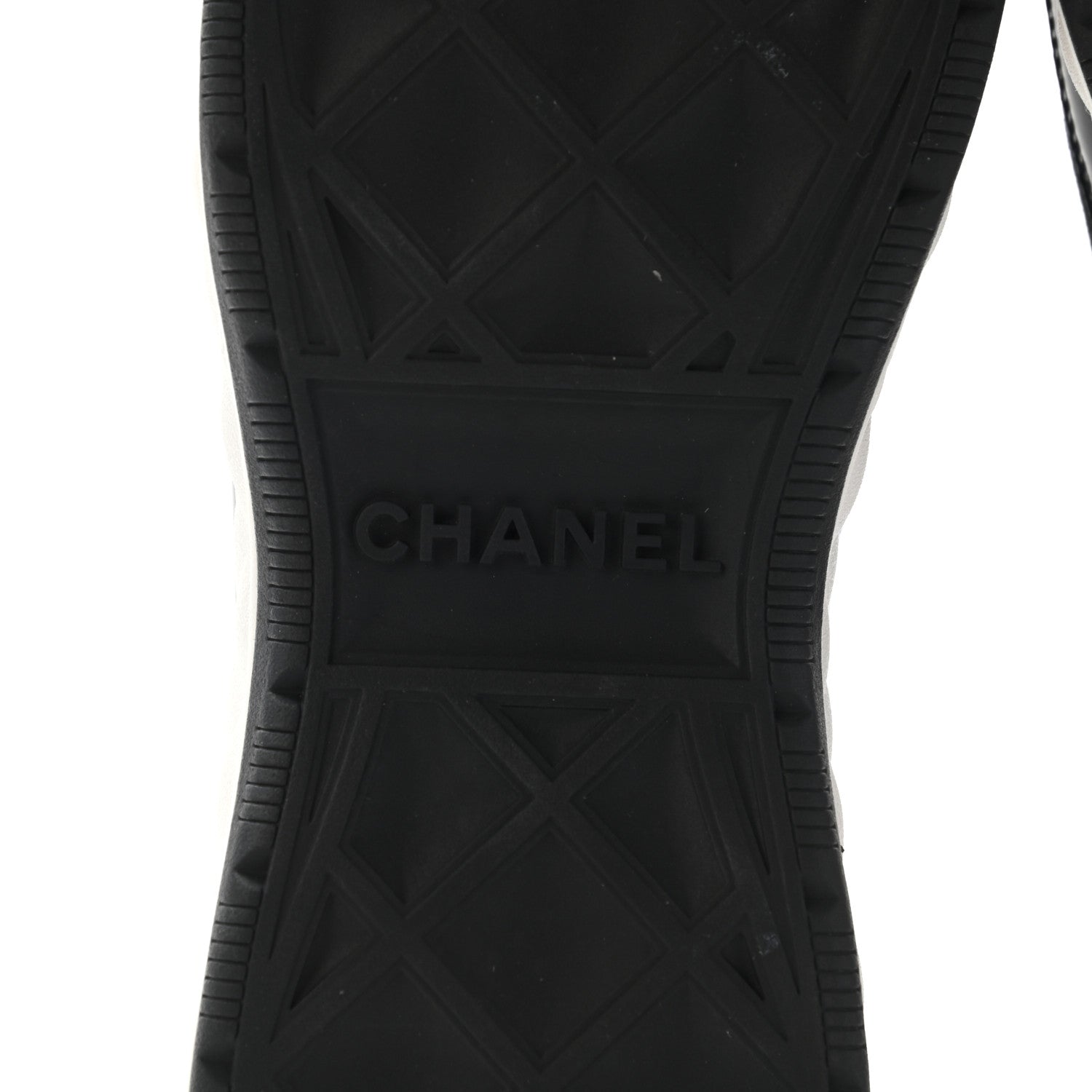 Chanel Velvet Calfskin Mixed Fibers CC Sneakers 39 Black 6 of 9