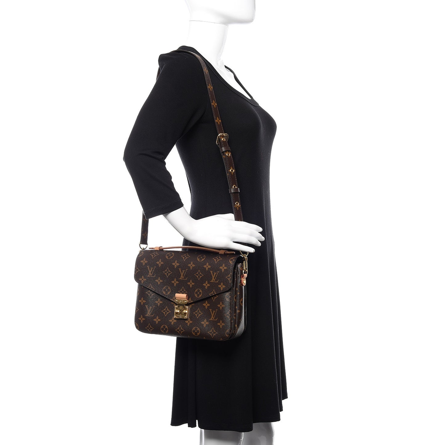 Monogram Pochette Metis