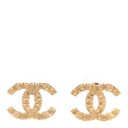 Chanel Metal Textured CC Earrings Gold 1 of 5