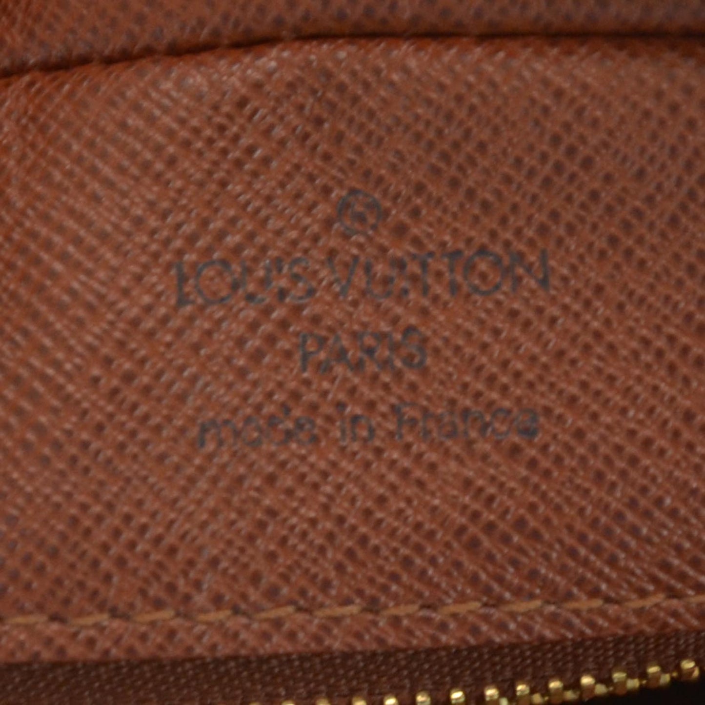 Monogram Nil 28