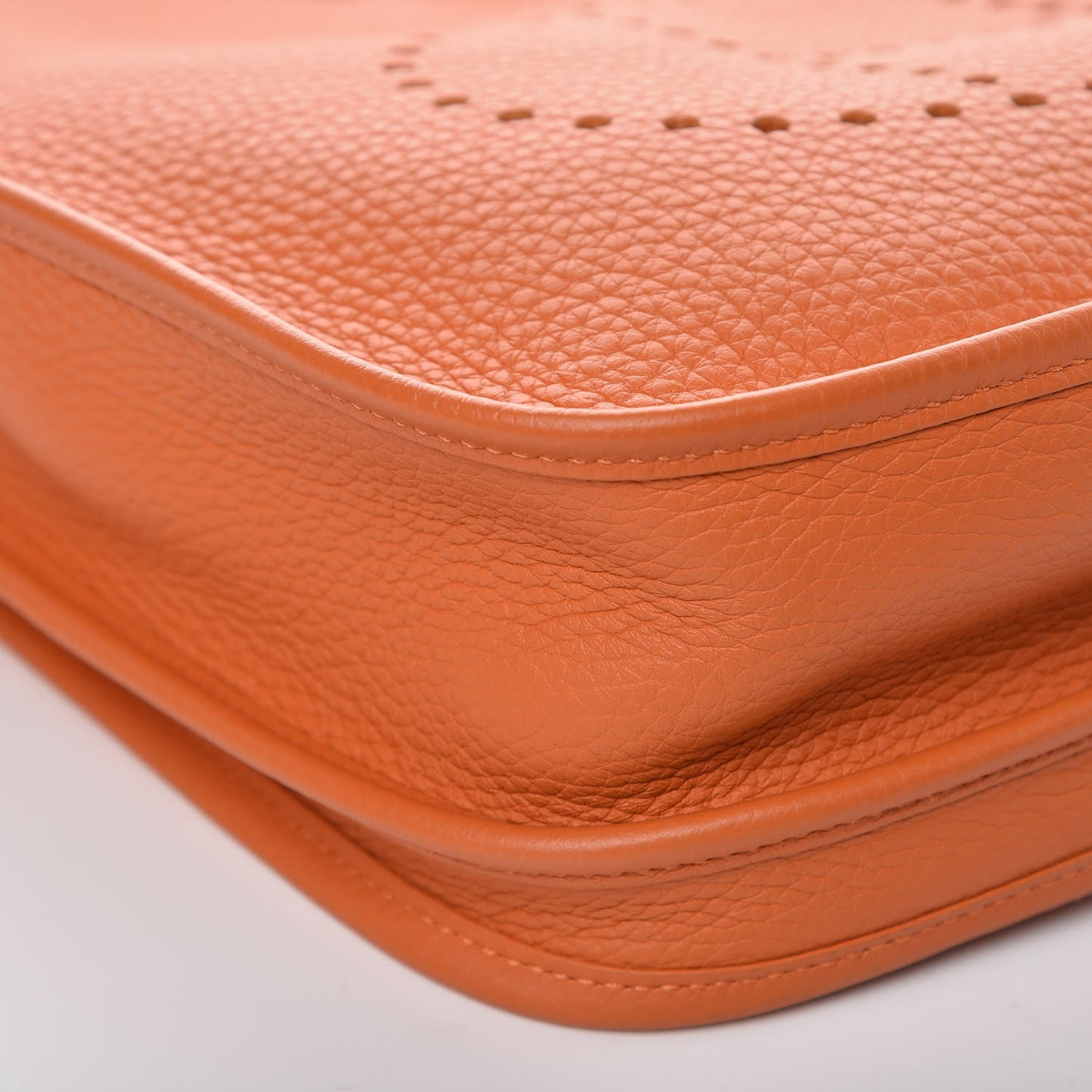 Taurillon Clemence Evelyne III PM Orange
