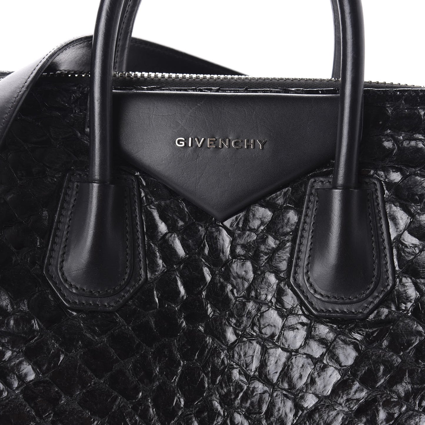 Calfskin Pirarucu Medium Antigona Black