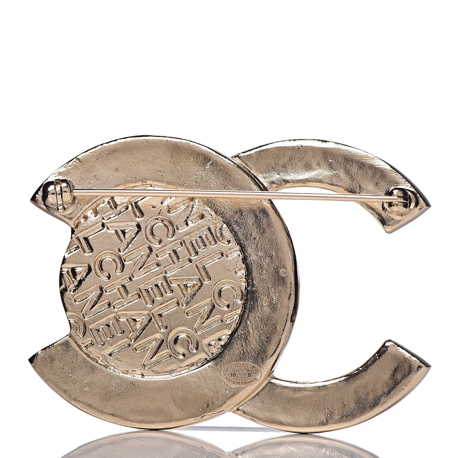 Chanel Large CC Medallion Brooch Light Gold 3 of 4
