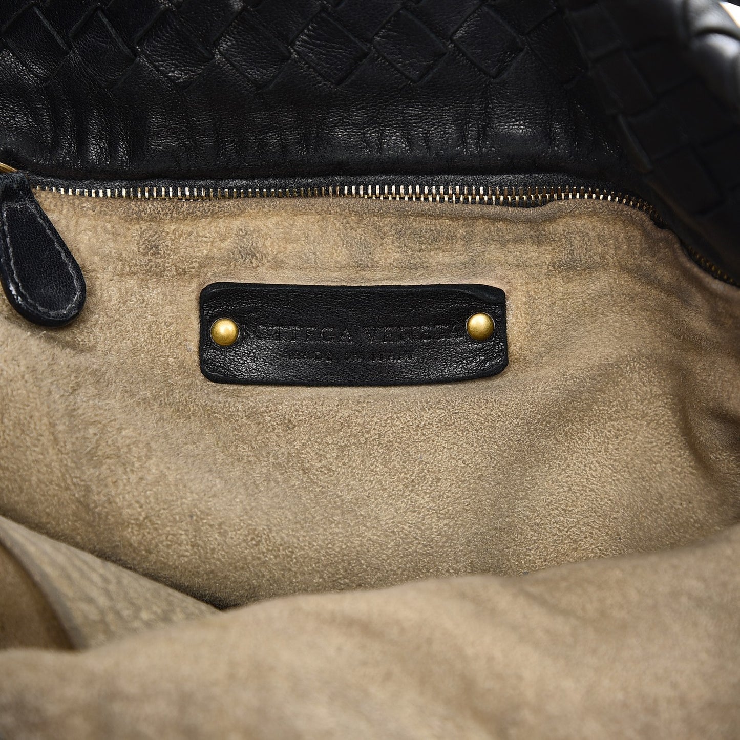 Nappa Intrecciato Medium Garda Bag Black