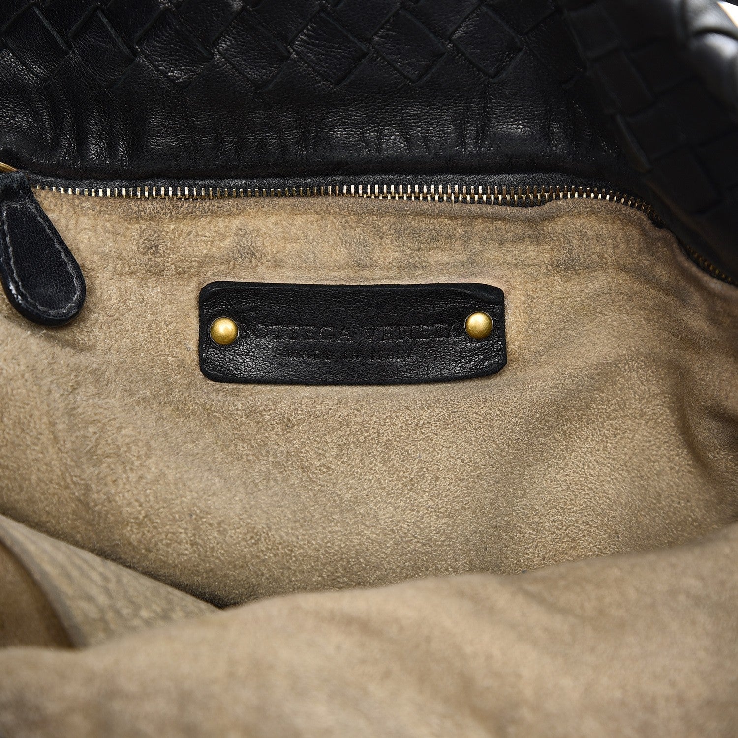 Bottega Veneta Nappa Intrecciato Medium Garda Bag Black 11 of 15