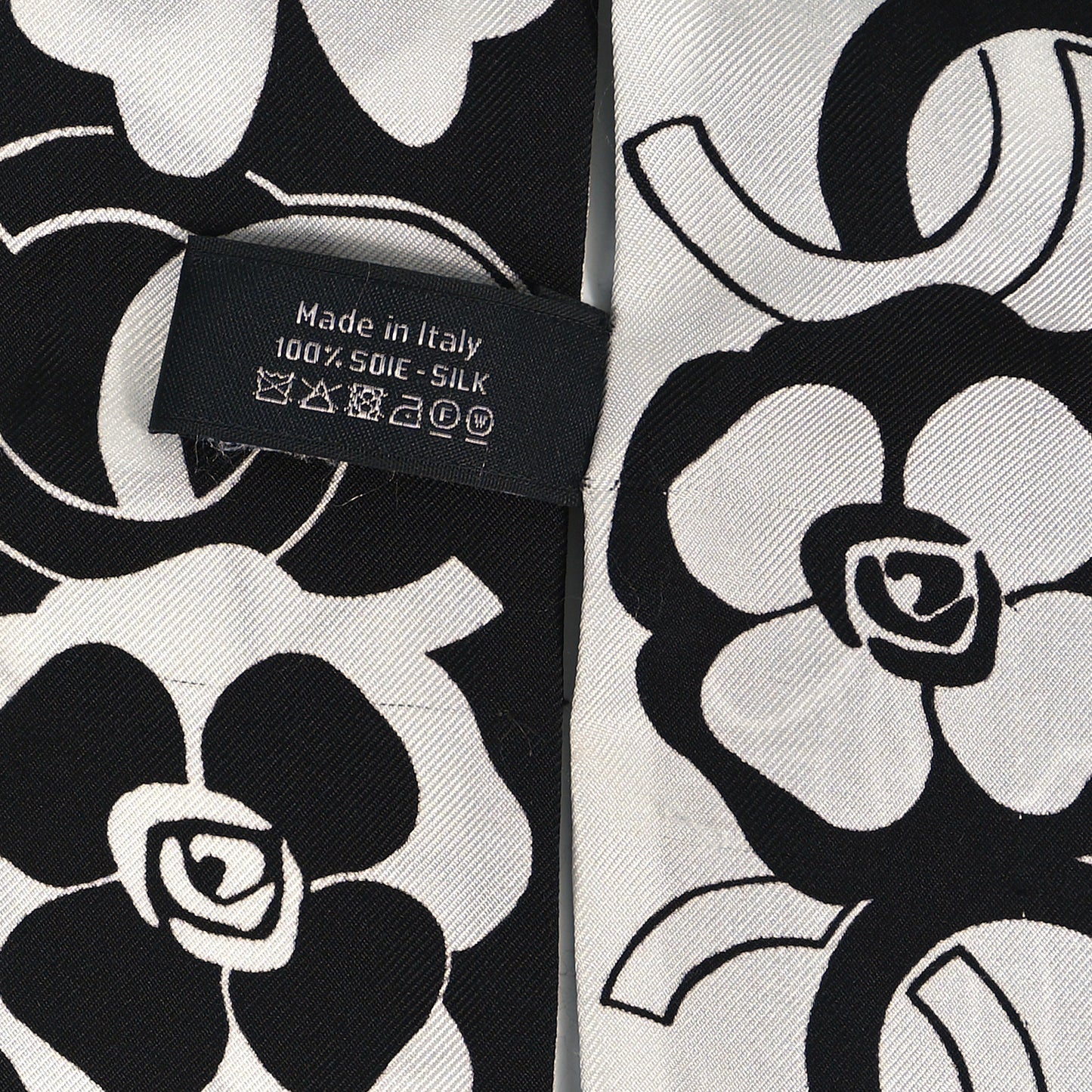 Silk Clover CC Slim Bandeau Scarf Black White