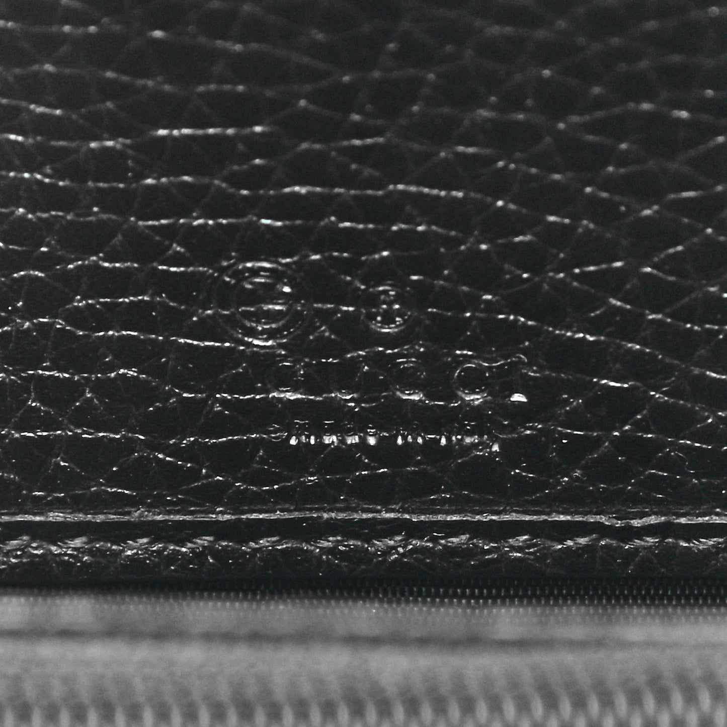 Pebbled Calfskin Small Soho Zip Around Wallet Black