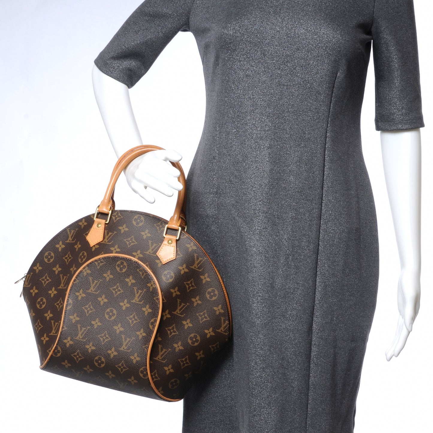 Monogram Ellipse MM