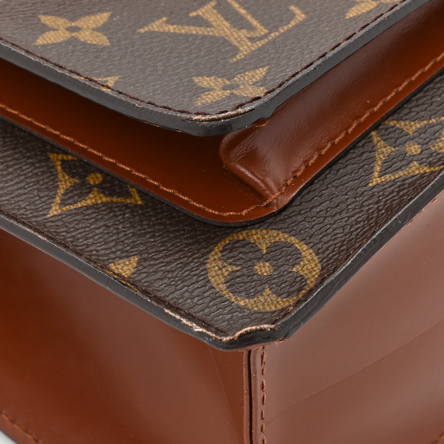 Monogram Monceau 26