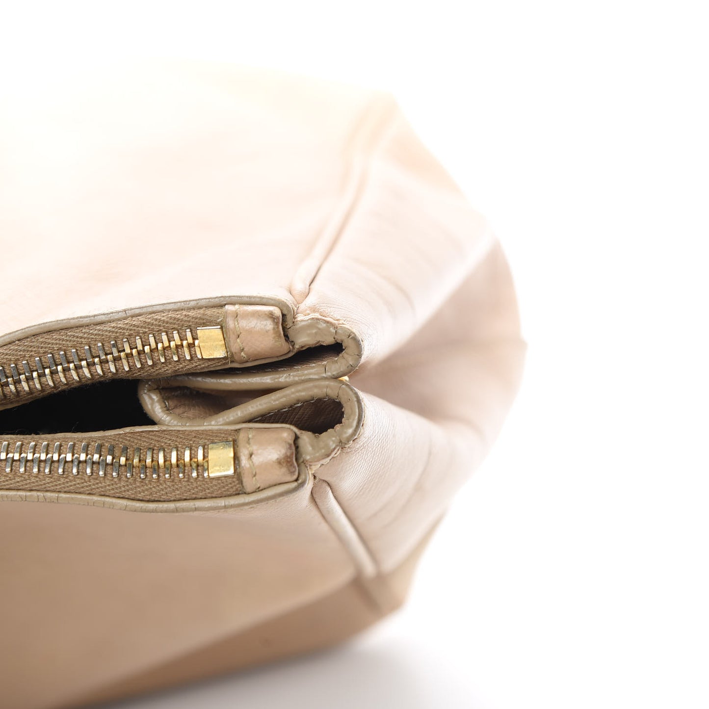 Saffiano Medium Galleria Double Zip Tote Cammeo