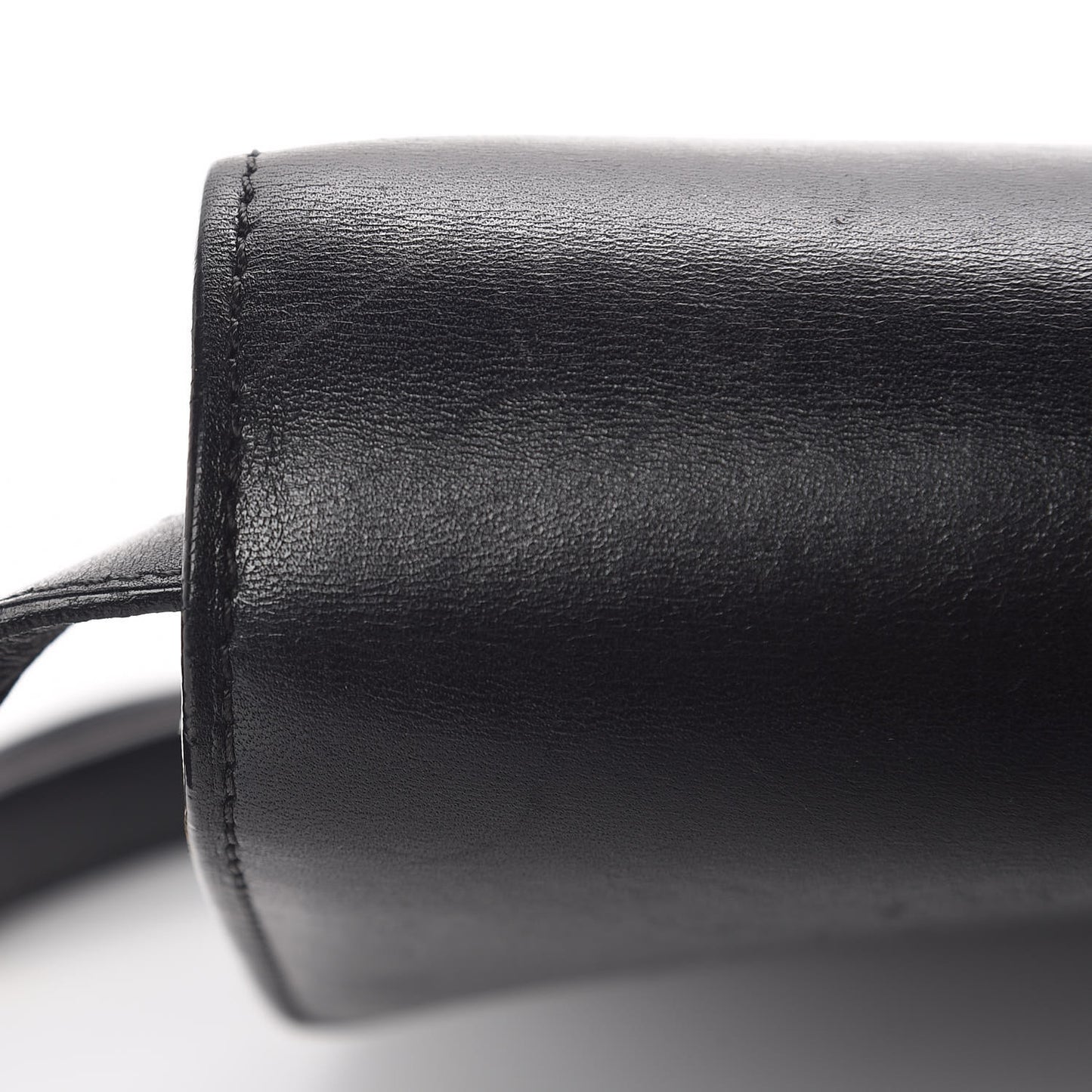 Box Calfskin Medium Classic Box Flap Bag Black