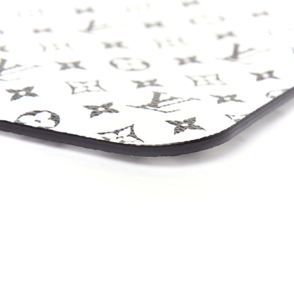 Louis Vuitton Monogram Giant Neverfull MM GM Pochette White 7 of 14