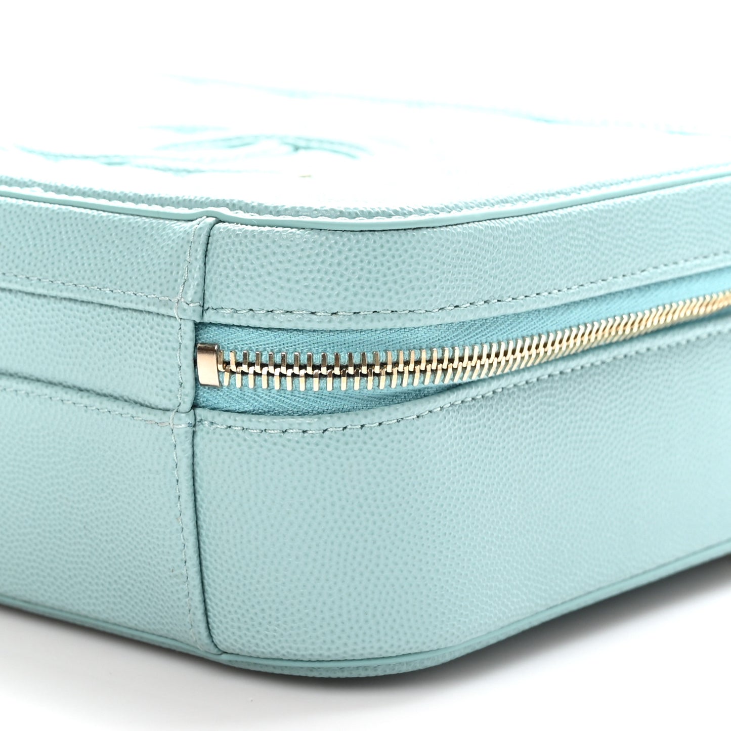 Caviar Quilted Medium CC Filigree Vanity Case Light Blue