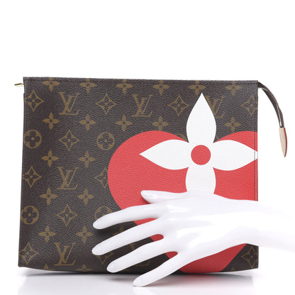 Louis Vuitton Monogram Game On Toiletry Pouch 26 2 of 10