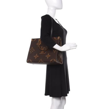 Louis Vuitton Reverse Monogram Giant Onthego MM 2 of 11
