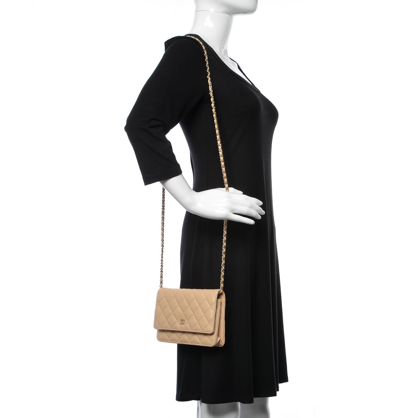 Iridescent Caviar Quilted Wallet On Chain WOC Beige