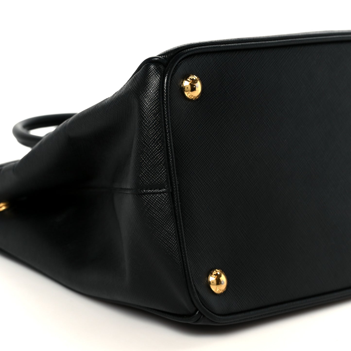 Saffiano Medium Galleria Double Zip Tote Black