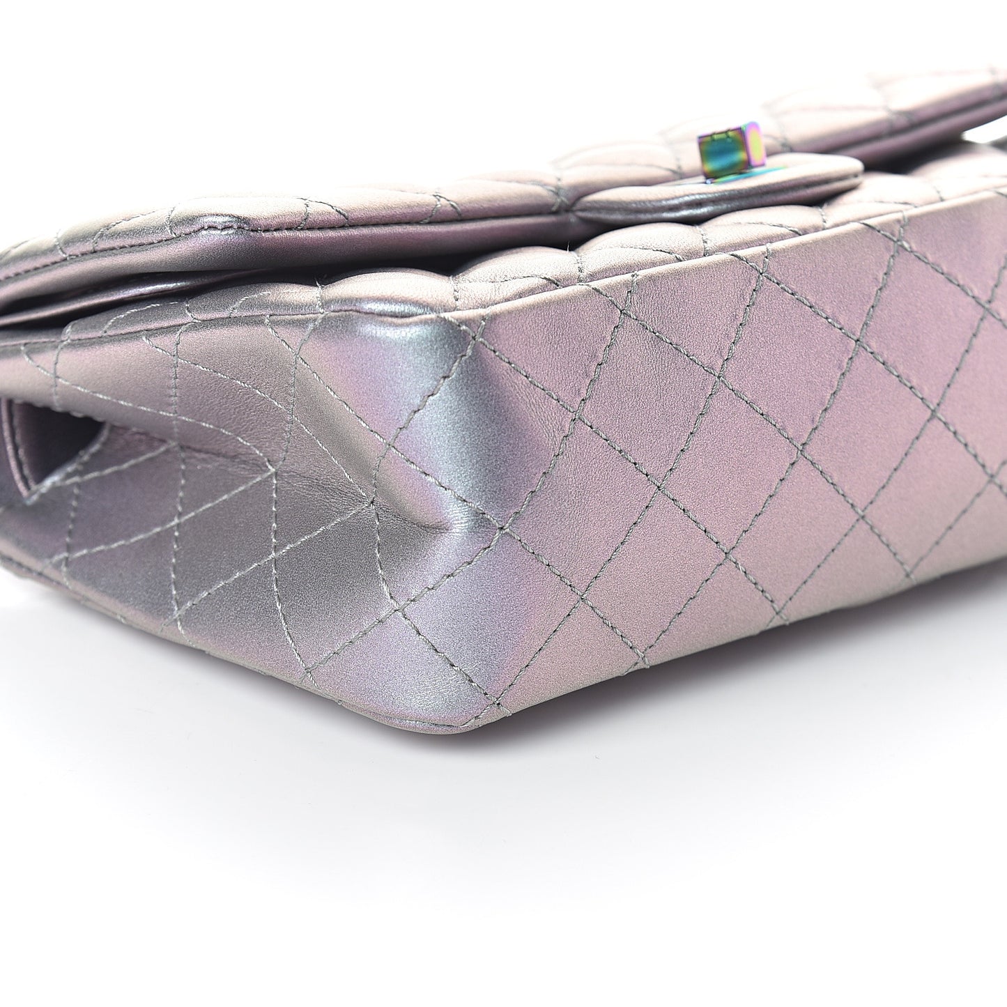 Iridescent Lambskin Quilted 2.55 Reissue 225 Flap Light Purple