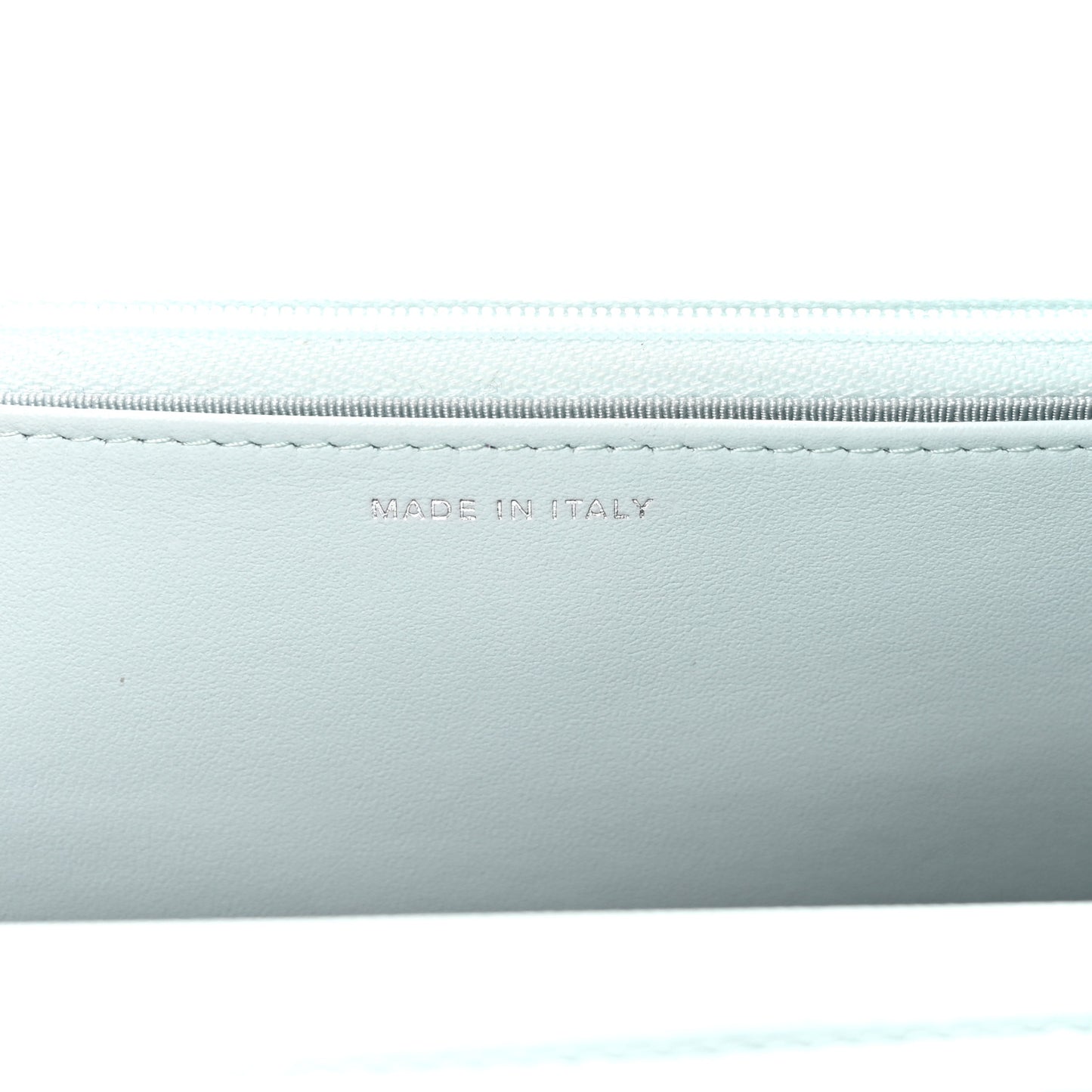 Caviar Quilted Wallet on Chain WOC Light Blue