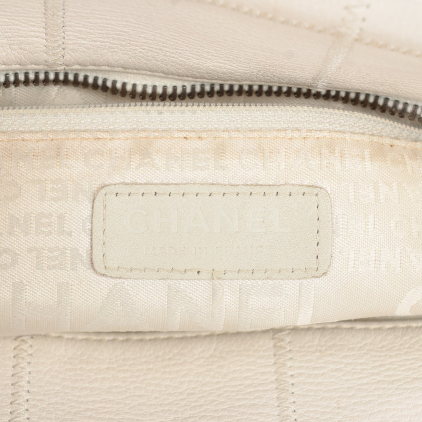 Caviar Square Stitched Tote White
