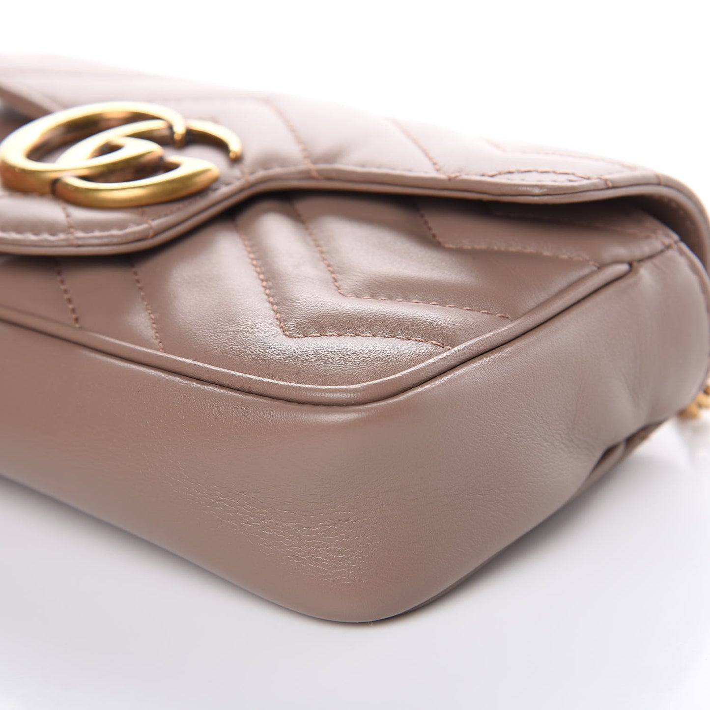 Calfskin Matelasse Super Mini GG Marmont Shoulder Bag Porcelain Rose