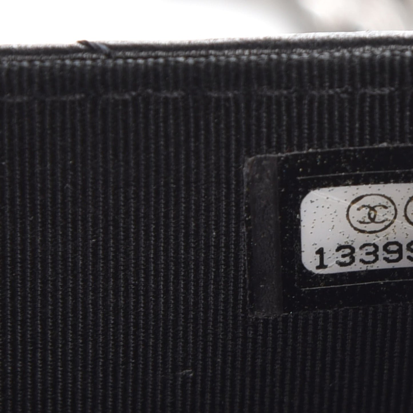 Lambskin Quilted Wallet On Chain WOC Black