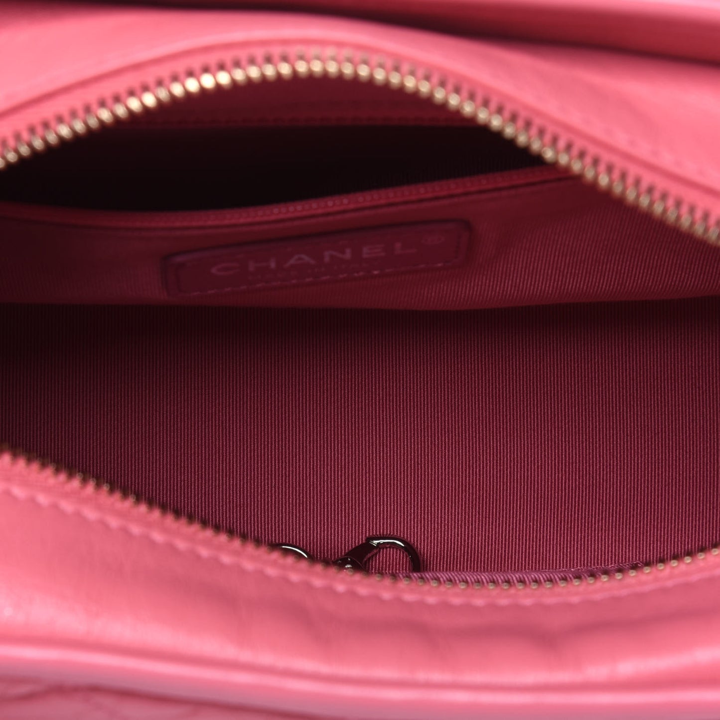Aged Smooth Calfskin Quilted Medium Gabrielle Logo Hobo Pink