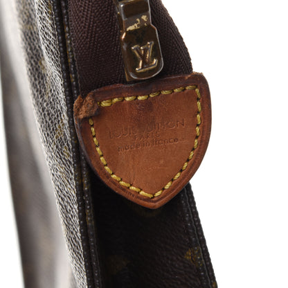 Louis Vuitton Monogram Toiletry Pouch 26 5 of 5