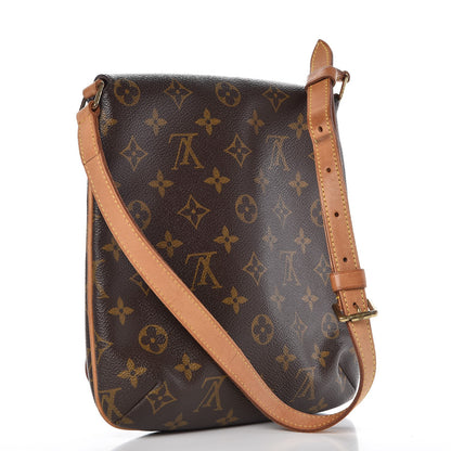 Louis Vuitton Monogram Musette Salsa 3 of 10