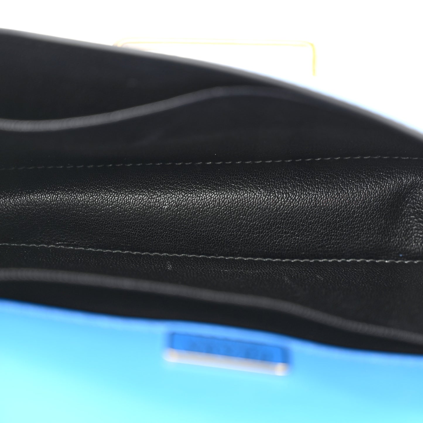City Calf Saffiano Cahier Bag Marea Black