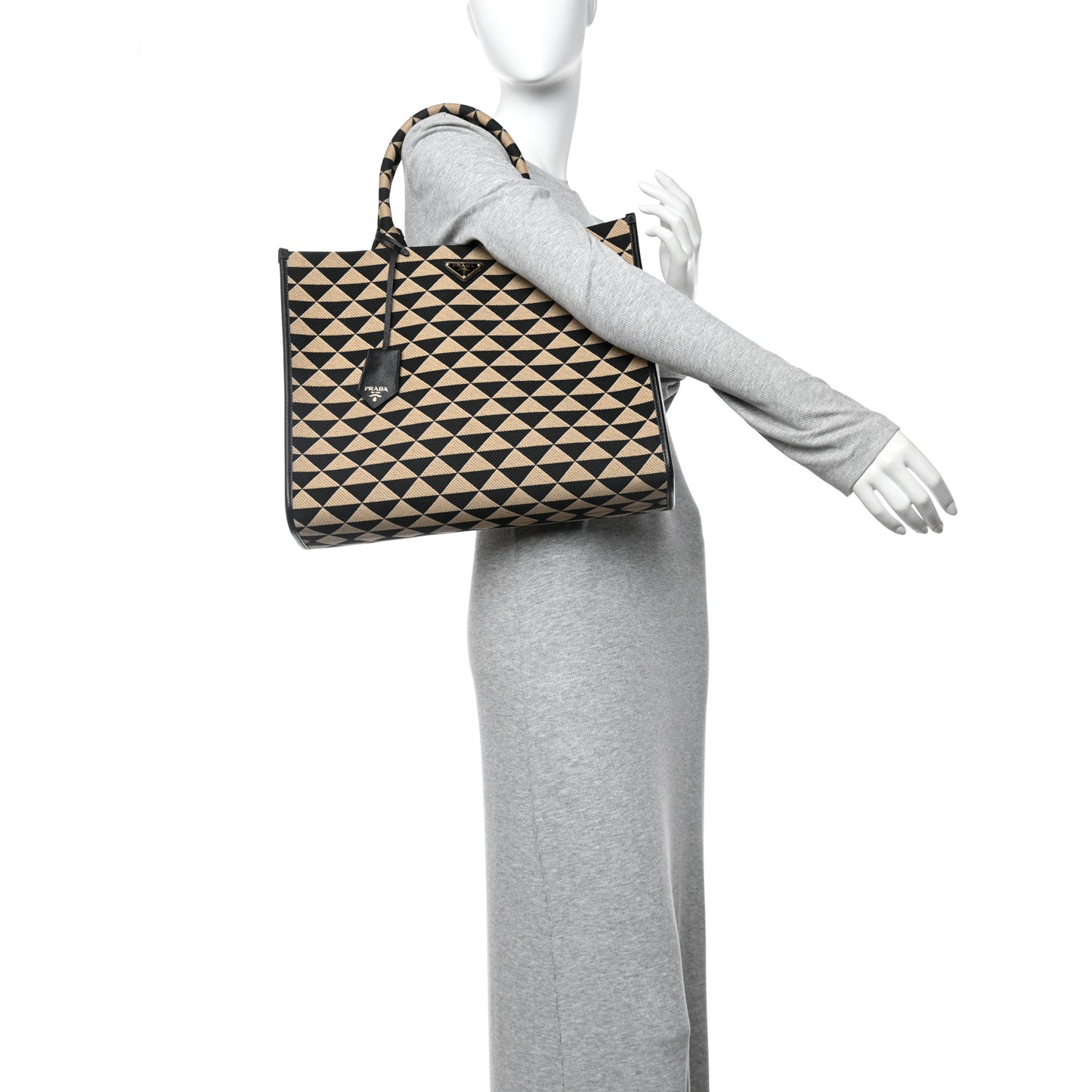 Jacquard Saffiano Triangolo Symbole Embroidered Large Tote Black Corda