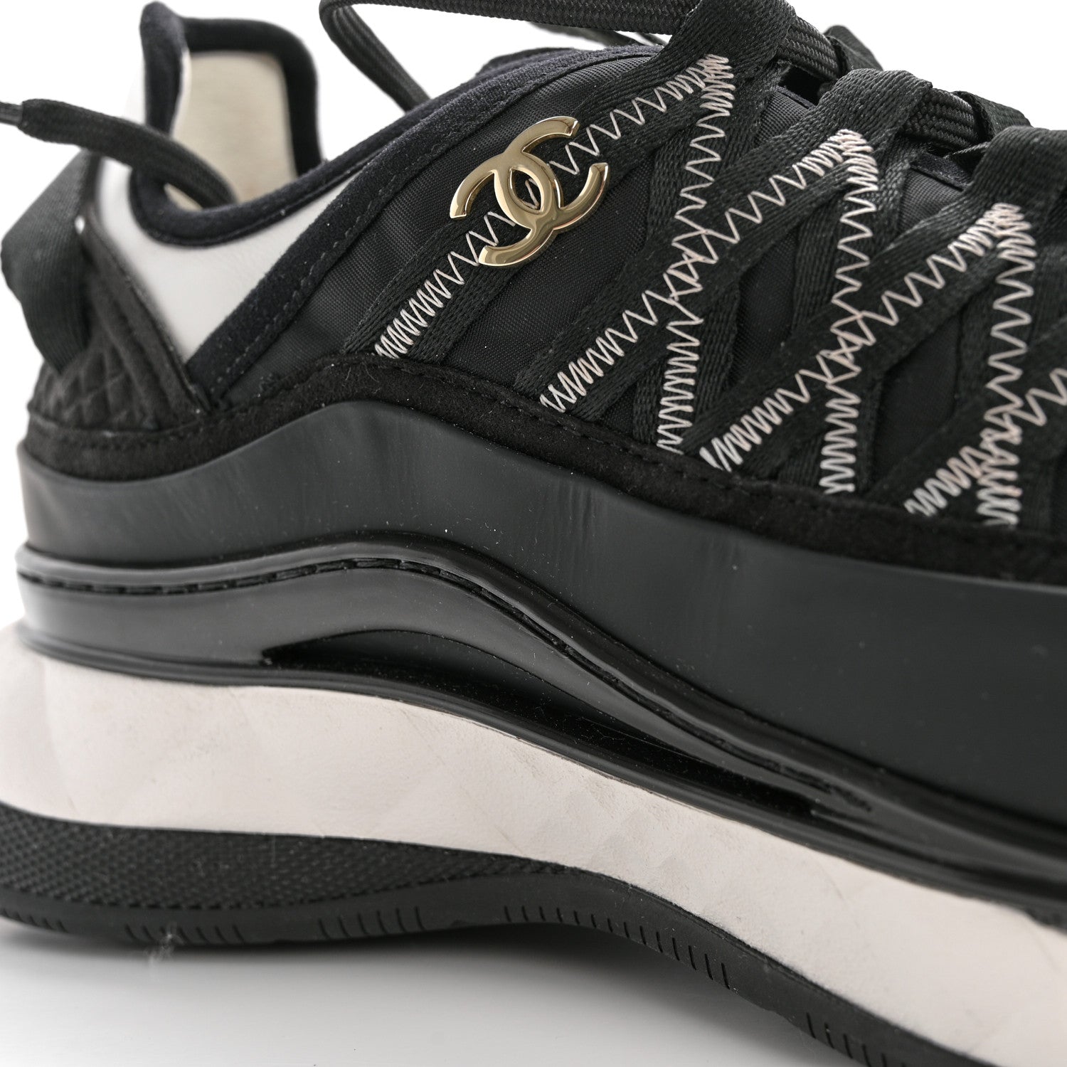 Chanel Mixed Fibers Suede Calfskin CC Sneakers 40 White Black 10 of 13