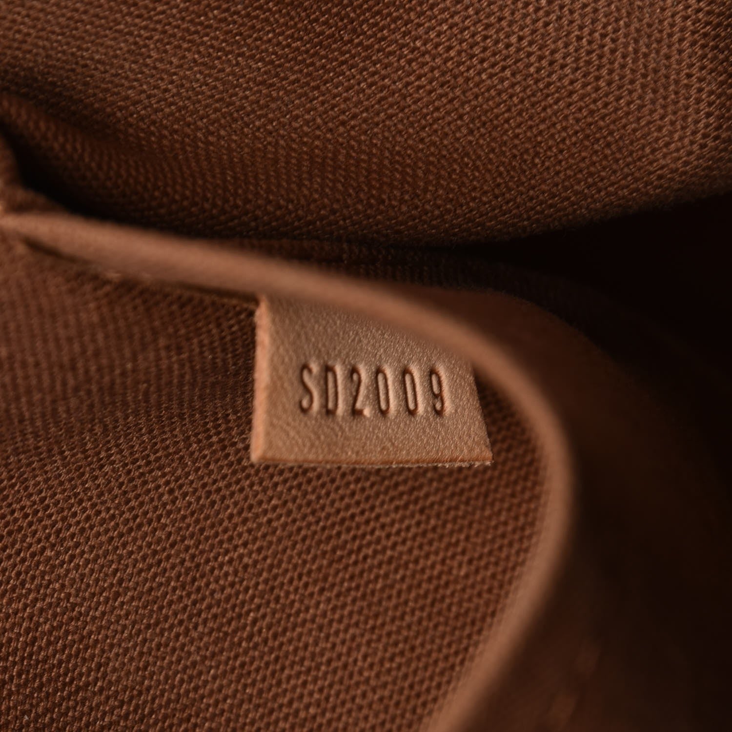 Louis Vuitton Monogram Tivoli PM 7 of 9