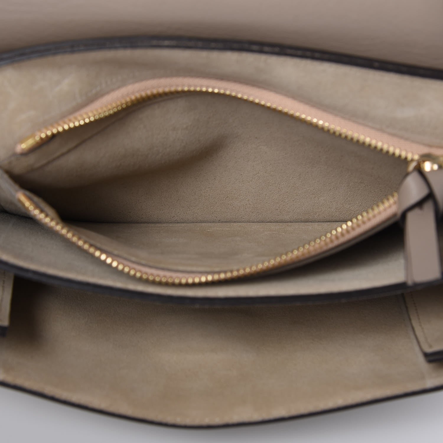 Chloe Calfskin Suede Medium Faye Shoulder Bag Motty Grey 8 of 9
