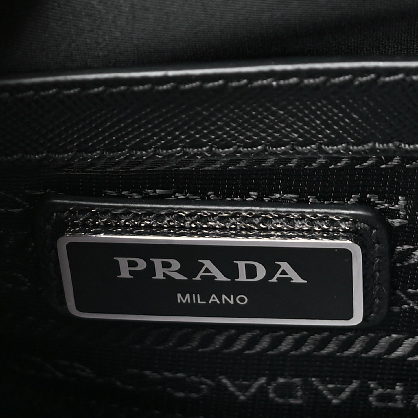 Tessuto Nylon Saffiano Logo Messenger Bag Black