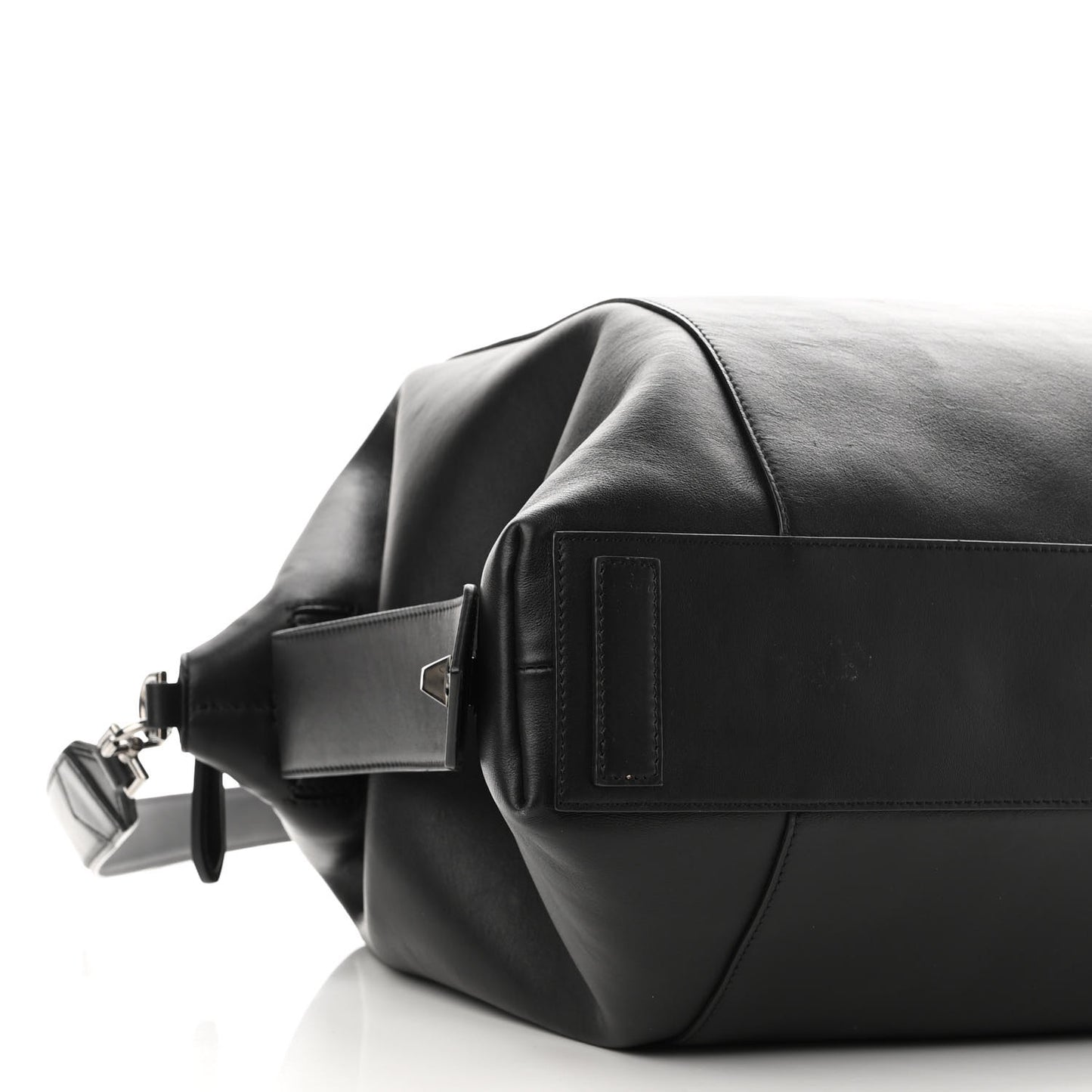 Smooth Calfskin Large Soft Antigona Black