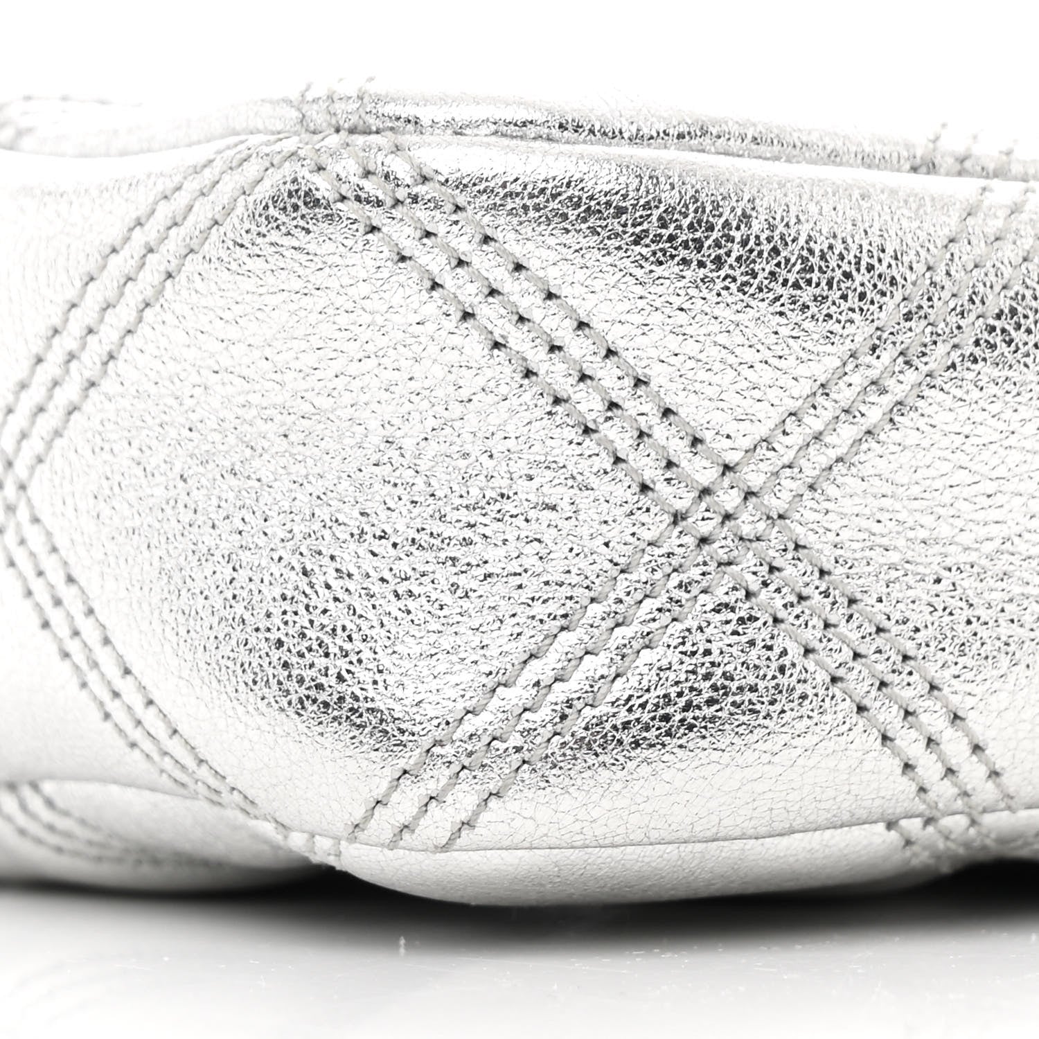 Saint Laurent Metallic Lambskin Quilted Mini Becky Double Zip Bag Argento 10 of 12
