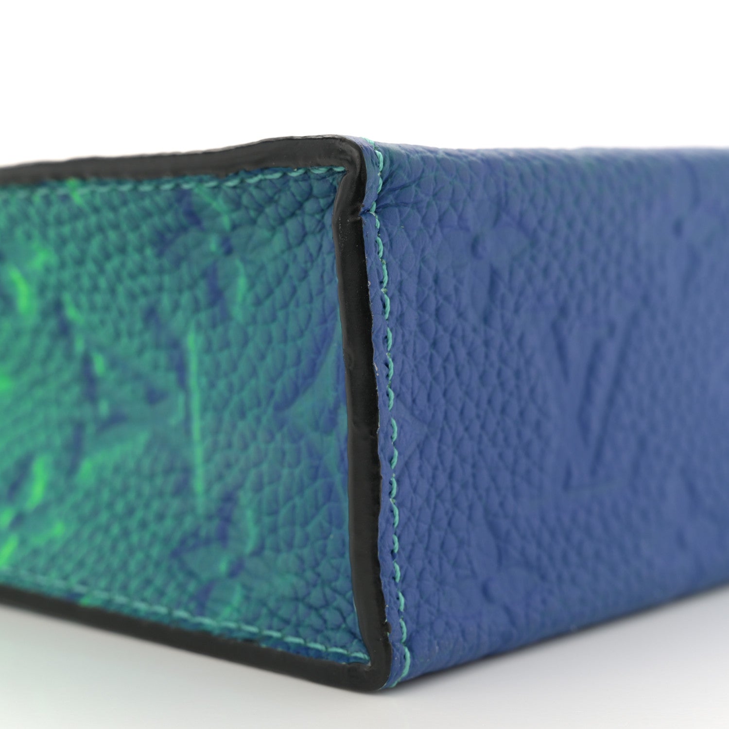 Louis Vuitton Taurillon Illusion Sac Plat XS Bleu Vert 8 of 10