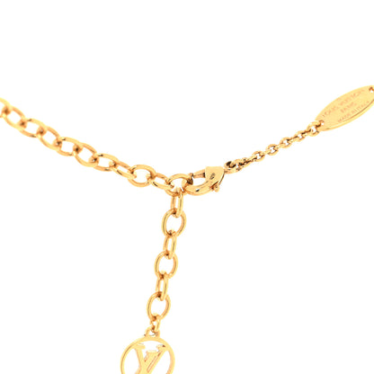 Louis Vuitton Essential V Necklace Gold 4 of 6