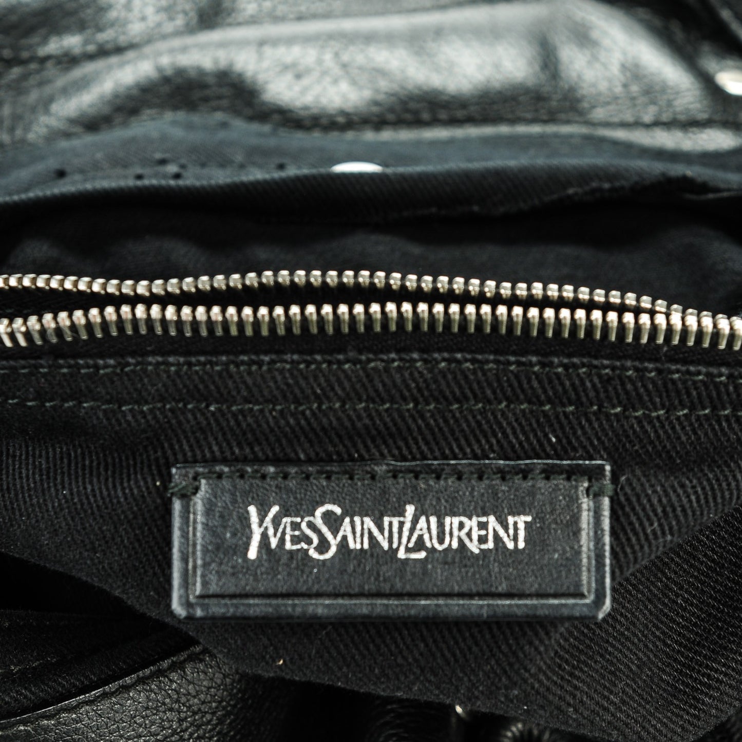 Calfskin Large Muse Two Black