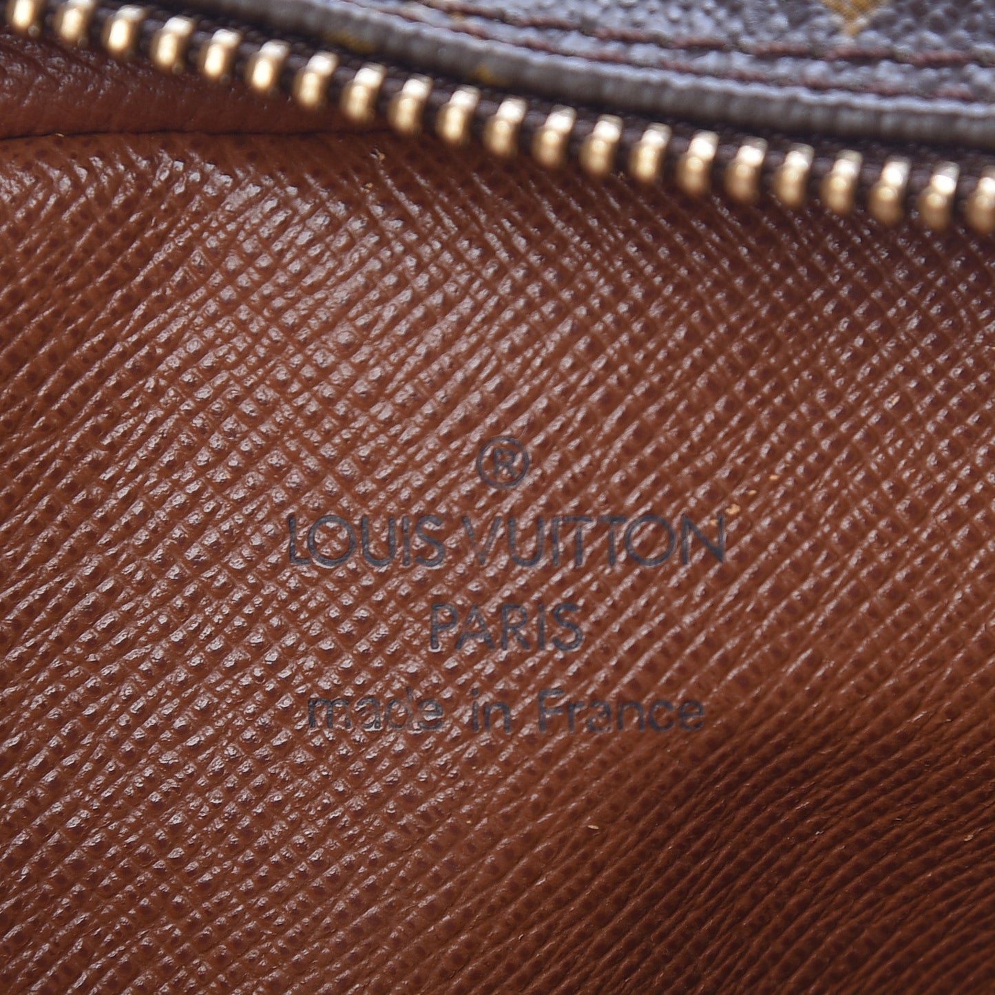 Monogram Amazone