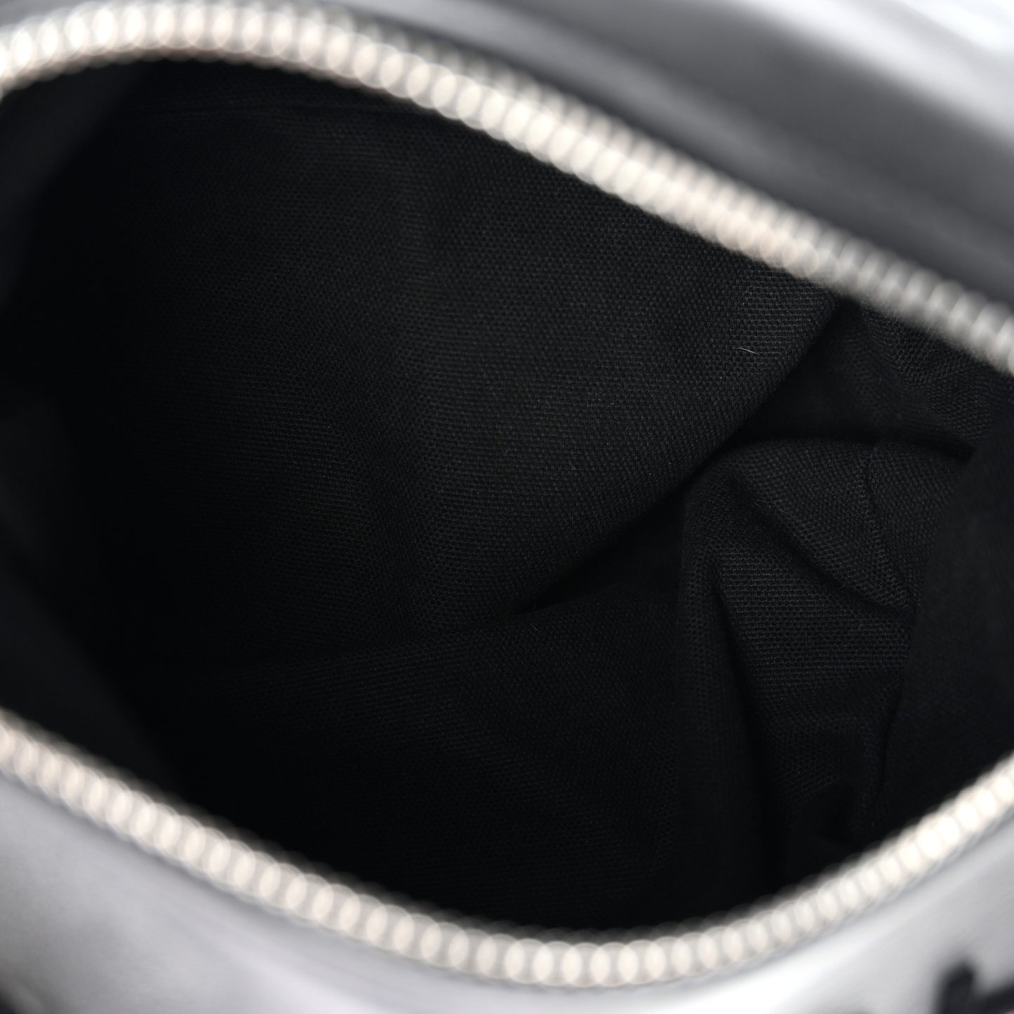 Sugar Goatskin Velvet Logo Small Pandora Black