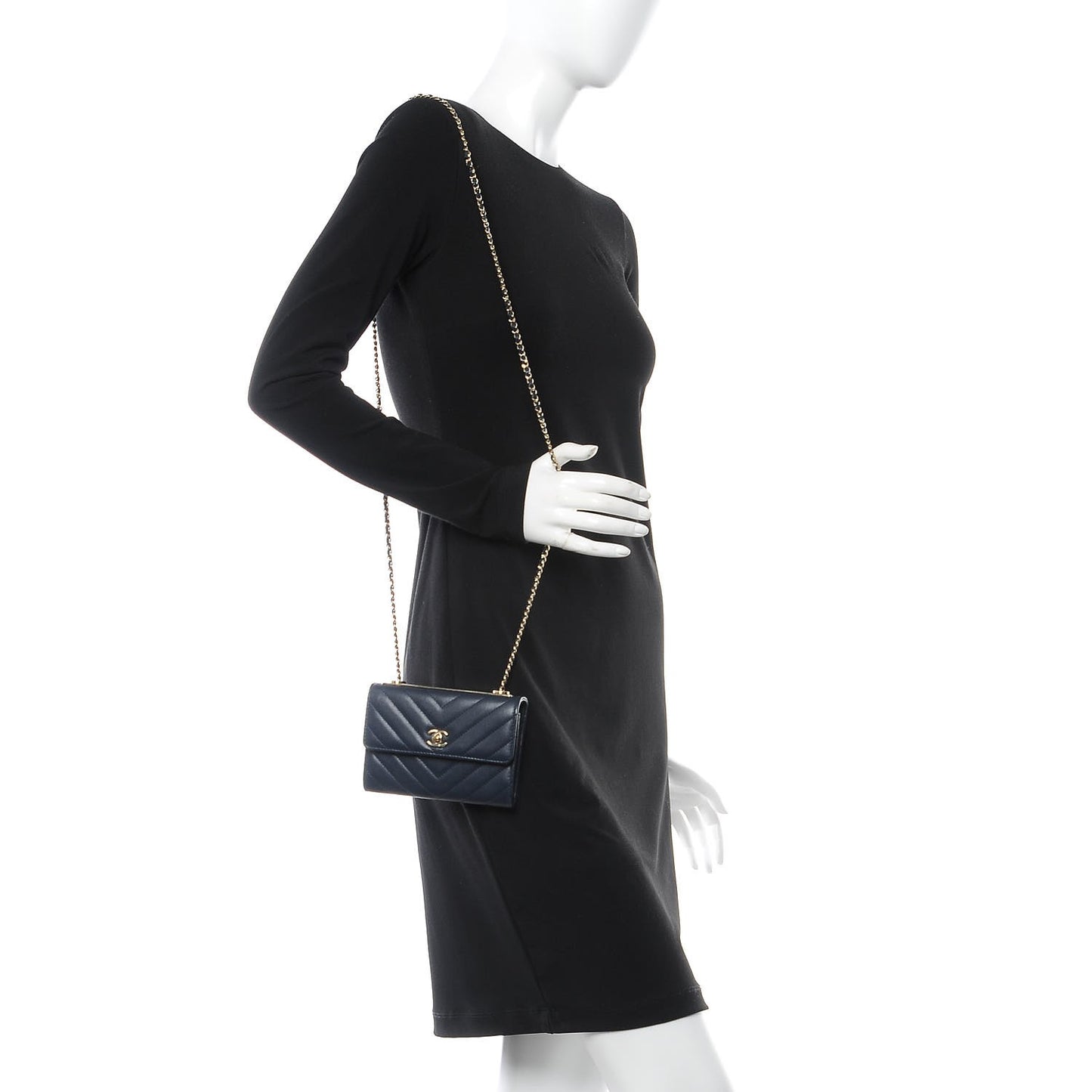 Lambskin Chevron Quilted Mini Trendy CC Chain Wallet Navy