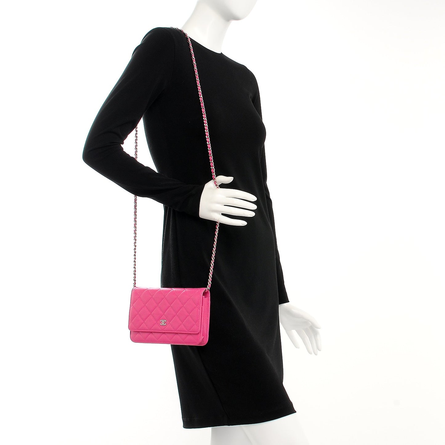 Caviar Quilted Wallet on Chain WOC