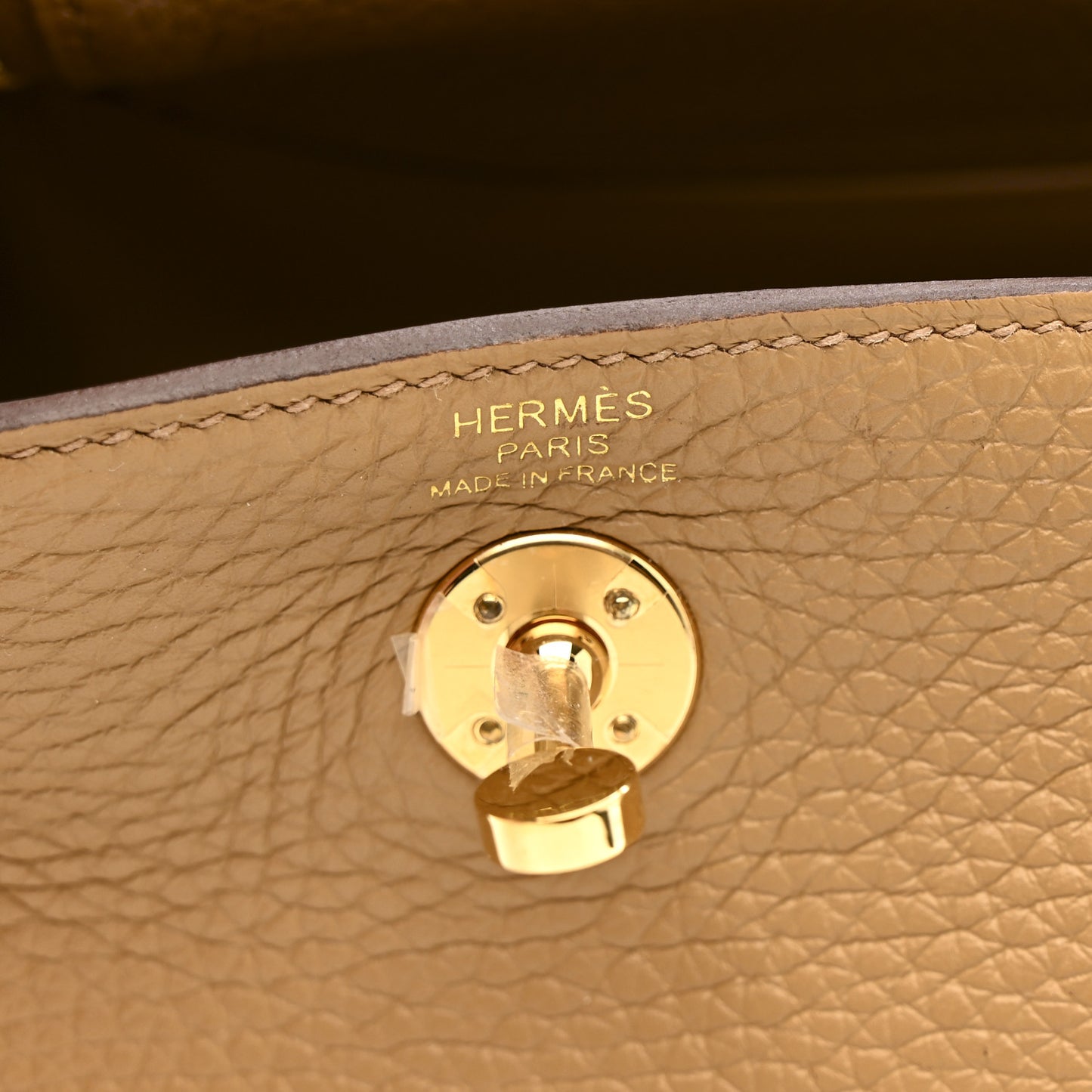 Taurillon Clemence Mini Lindy 20 Biscuit