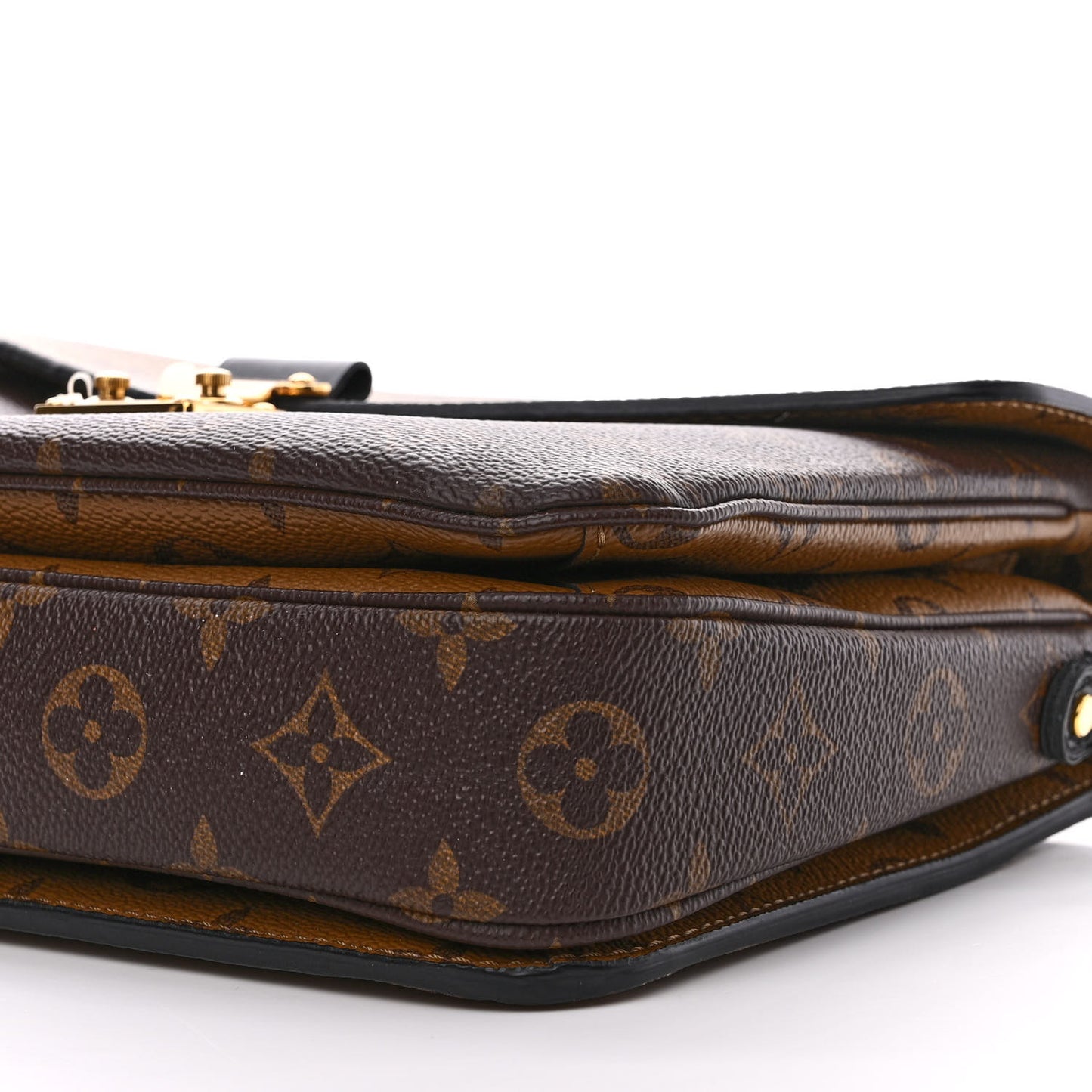 Reverse Monogram Pochette Metis
