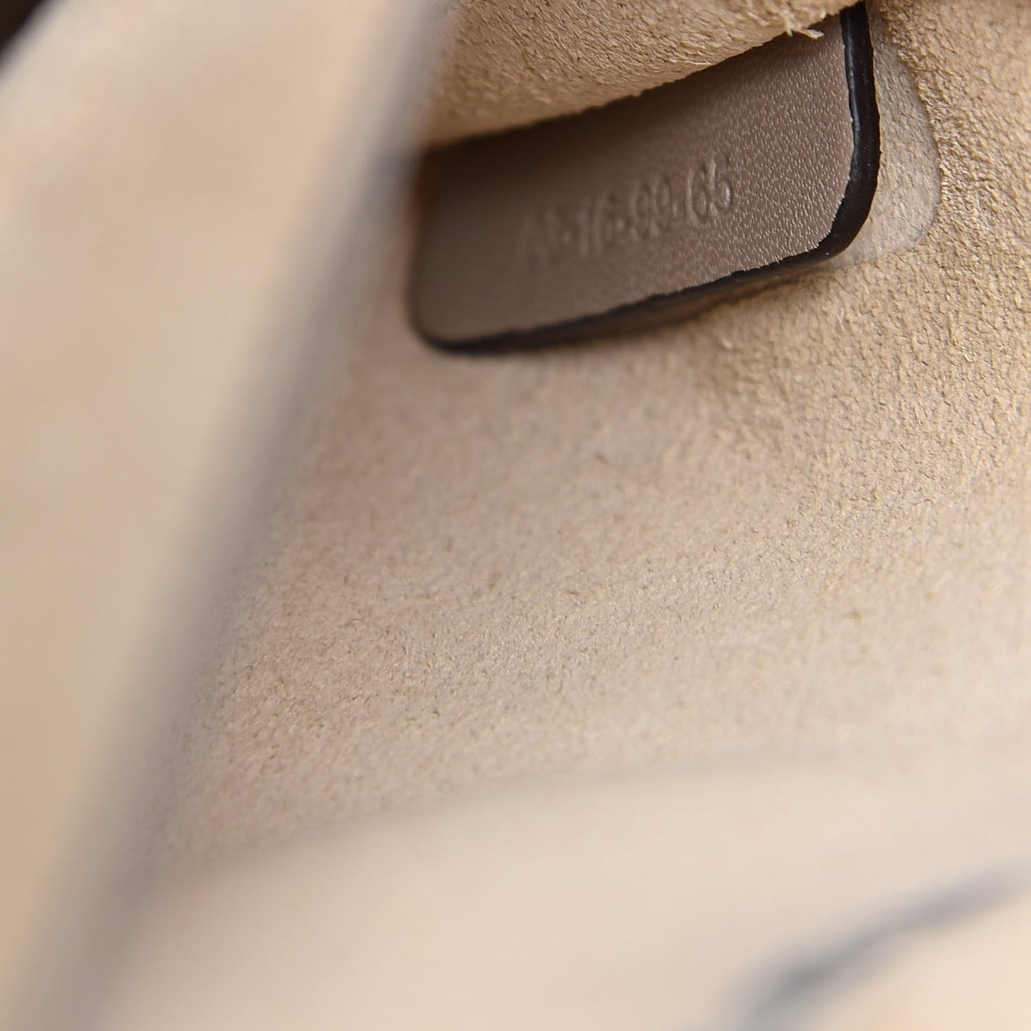 Suede Calfskin Faye Clutch Motty Grey