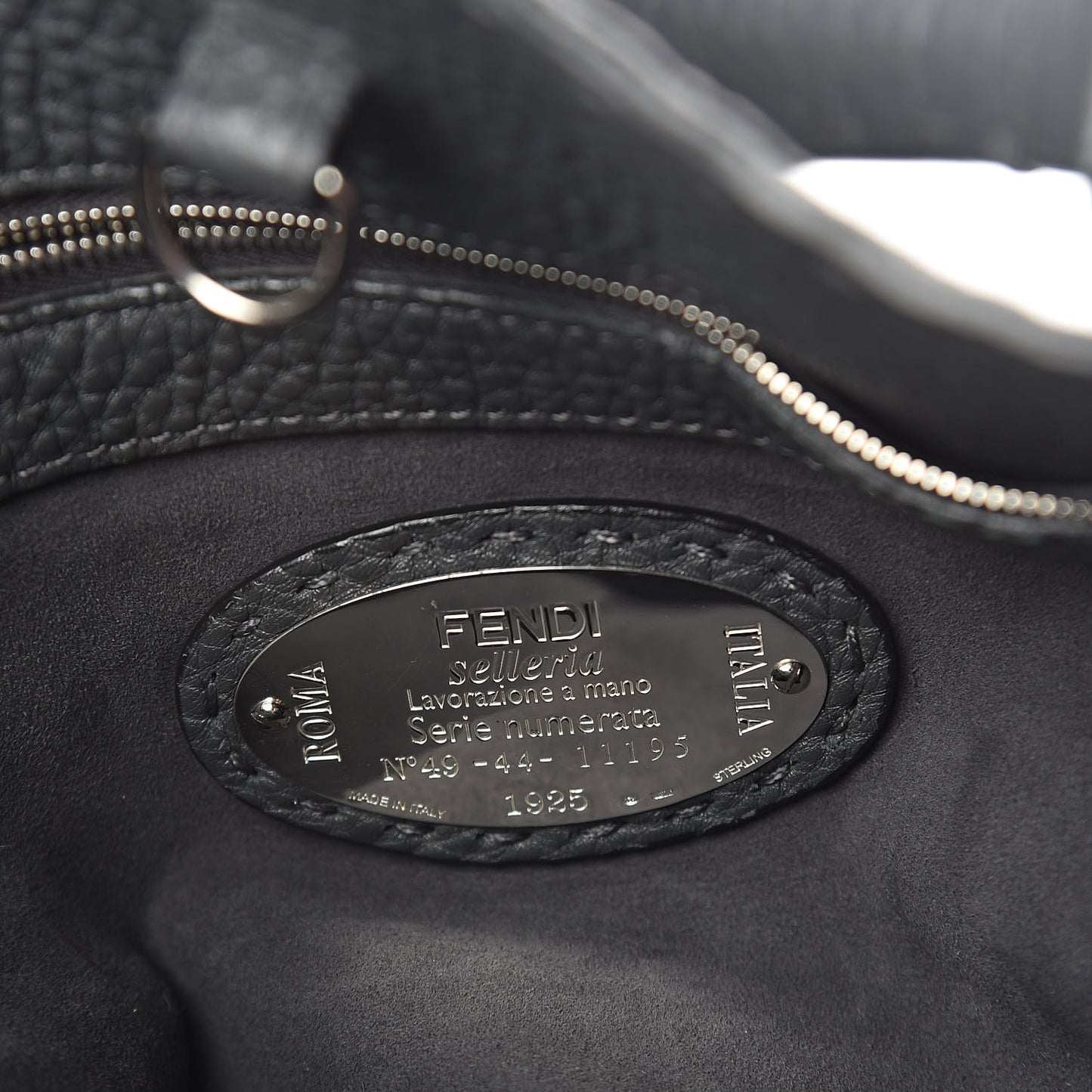 Cuoio Romano Selleria Large Anna Bucket Bag Asfalto