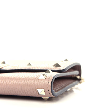 Valentino Garavani Pebbled Calfskin Rockstud Flip Lock Wallet On Chain Poudre 8 of 9